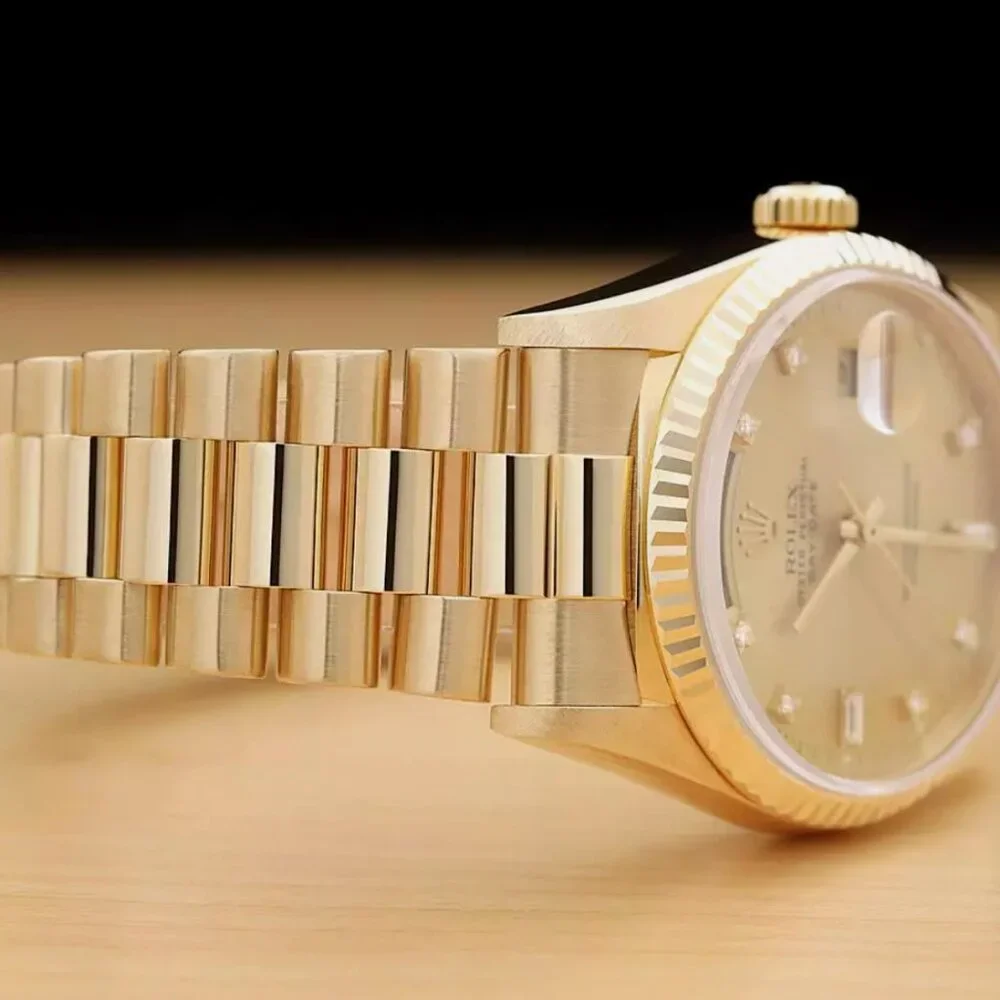 ROLEX MENS DAY-DATE FACTORY DIAMOND DIAL 18K GOLD PRESIDENT WATCH